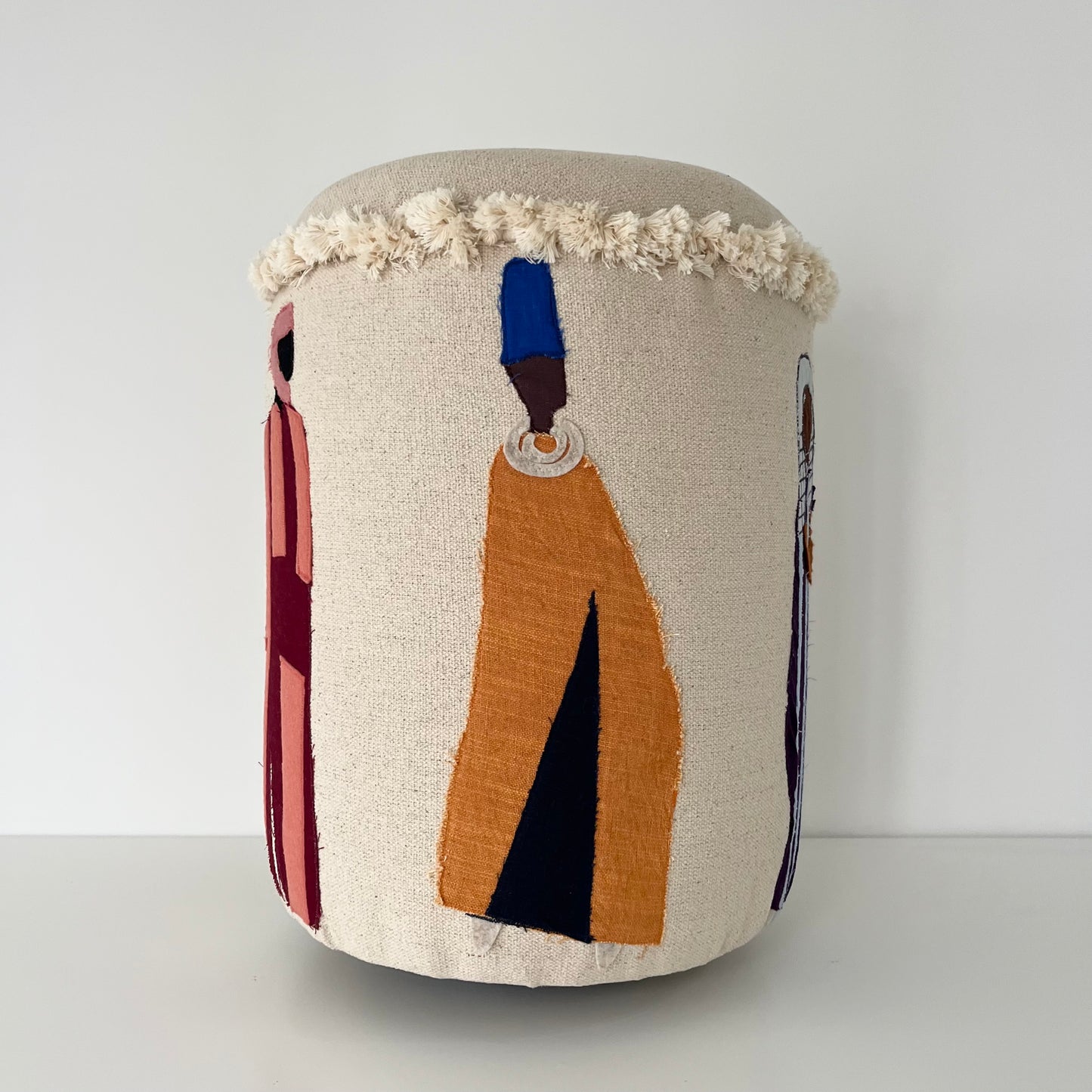 Spirit pouf